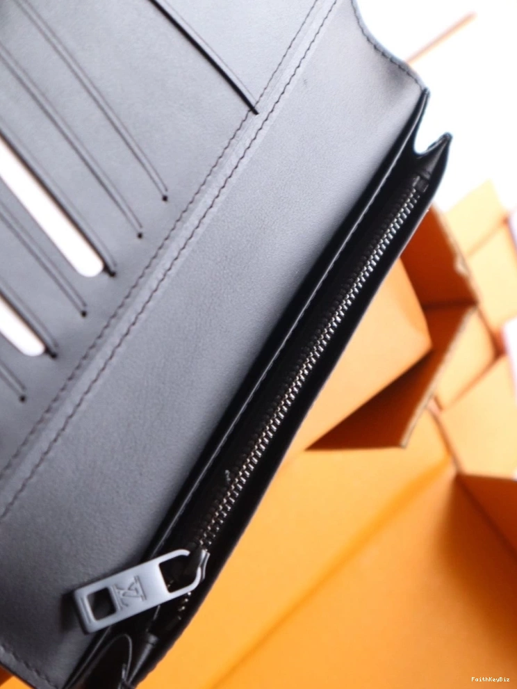 Soft LX 12014 Wallets 0619